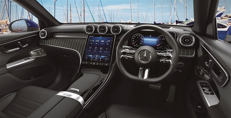 メルセデス、新型GLC発表。ディーゼル＋MHEVで18.1km/L、価格は820