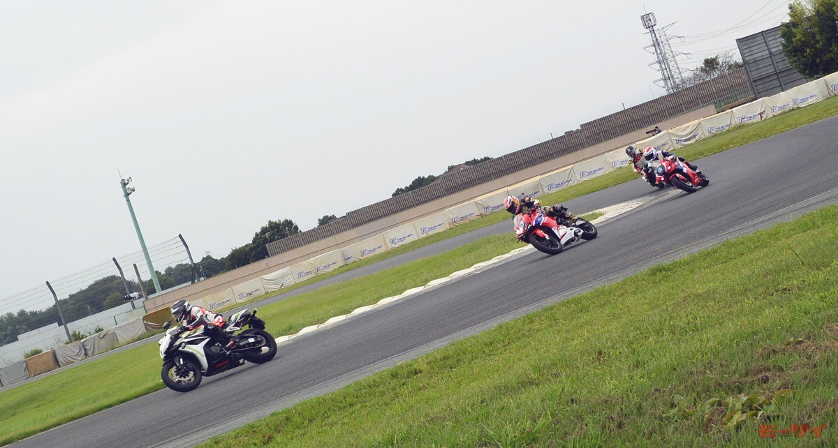 「BATTLAX FUN & RIDE MEETING」で安心サーキットラン！青木宣篤、野左根航汰講師からのレクチャーも！　　