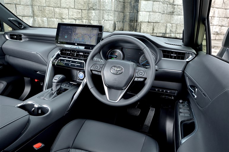 大人気のトヨタ ハリアー が新車で買えない では中古車なら買えるのかチェックしてみた Carview 自動車情報サイト 新車 中古車 Carview