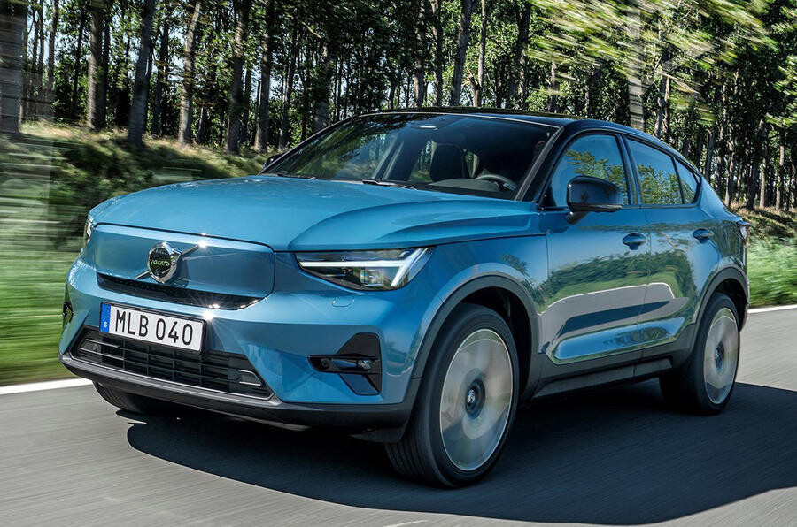 ボルボC40リチャージ半導体不足に伴い一部装備変更　価格改定も