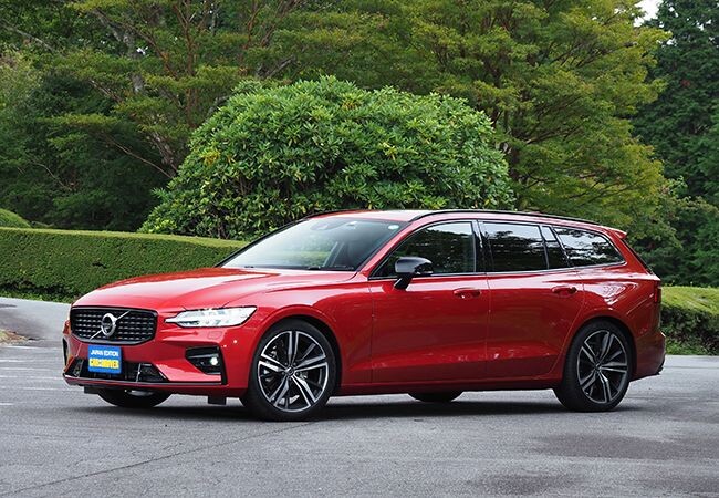 「最新モデル試乗」48Vマイルドハイブリッド搭載。環境に配慮したスポーティ仕様、ボルボV60・Rデザインに惹かれる理由