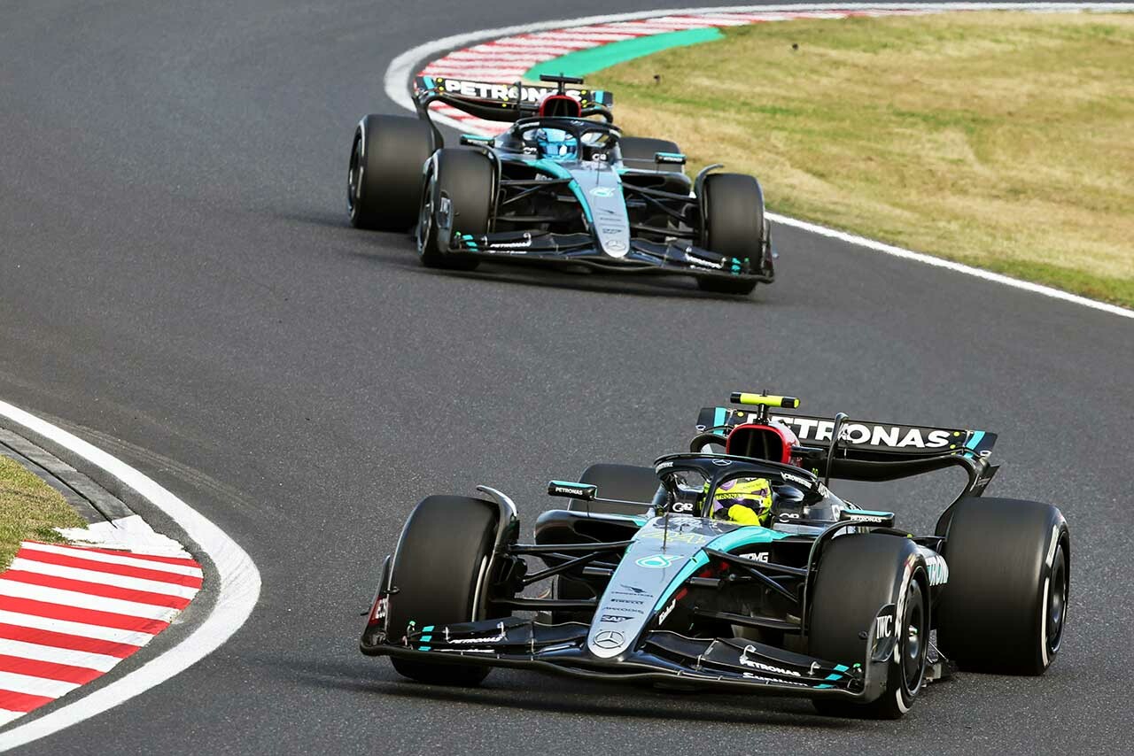 メルセデスF1のマシンは昨年よりもダウンフォースが増加。一方で「引き出せるはずのタイムを引き出せていない」と代表