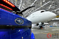 なぜJAL格納庫で開催？ スバル新型「レヴォーグ」発表会　今も続く旅客機とスバルの関係とは