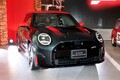 【現地フォトあります】高性能BEV「ミニ JCW E」＆「ミニ JCW エースマン E」追加　人気ブランドの後押しとなるか？
