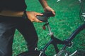 本当に合ってる？　サドルの高さテキトーだと身体に悪影響も！　正しい調整方法とは