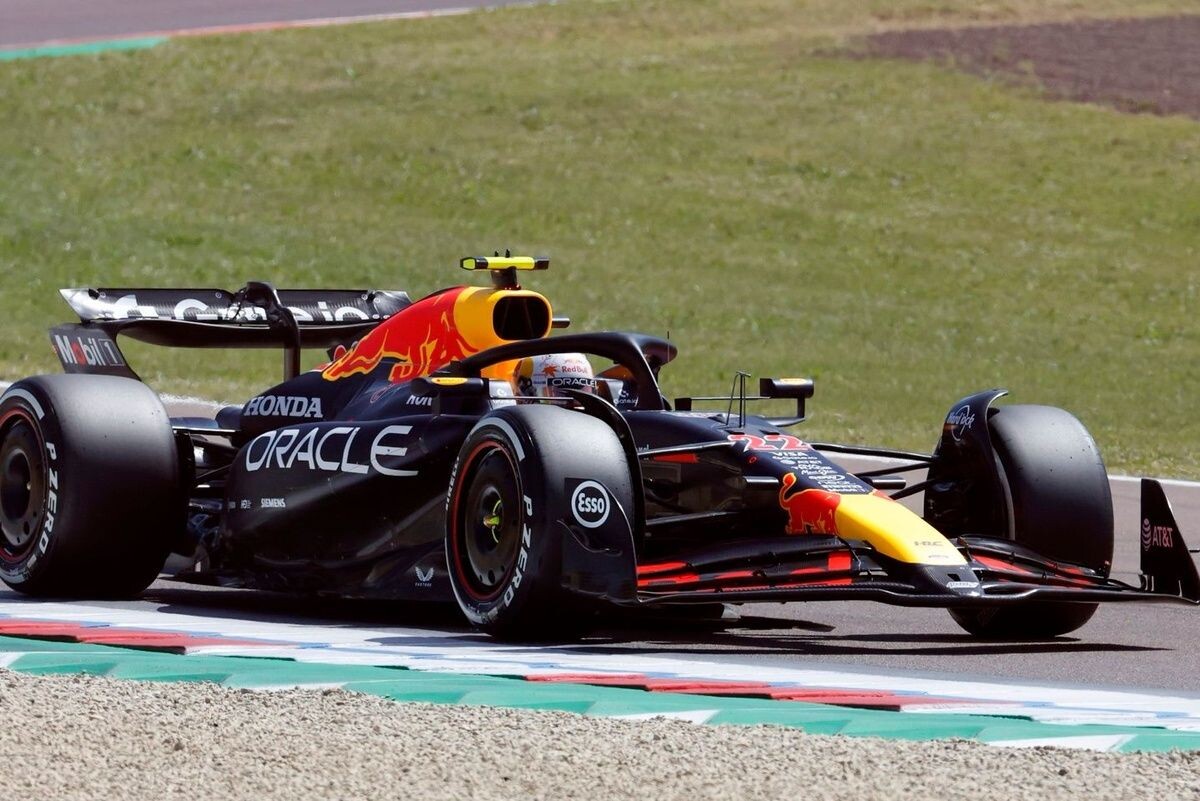 【F1分析】角田裕毅、”10台抜き”10位入賞も優れなかったレースペース。今回の苦悩を糧に、前進を期待