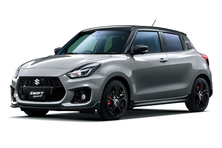 新型「スイフトスポーツ」の全容が見えてきた！ MHEV化×サイズ拡大も高コスパはキープ…26年前半公開へ