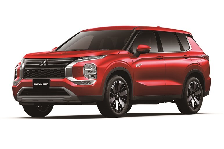 【いいの？】「エクストレイルPHEV」の正体は「アウトランダー」そのもの説。奇策か迷走か…そこが問題だ！