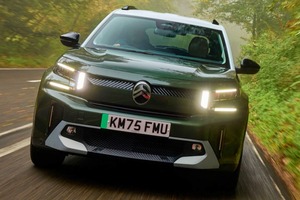 お手頃価格へシフトを牽引　シトロエン e-C3 エアクロス（1）　航続302km　どんなハード？