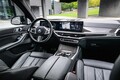 2段フェイスに化粧直しされたBMWの巨艦SUV「X7」。高性能グレード・M60iの実力やハイテク装備を解説する
