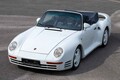 世界にたった1台しか存在しないポルシェ「959スピードスター」が約2億1000万円で落札