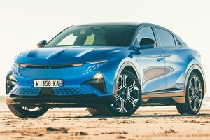 家族で楽しめる電動のA110？　アルピーヌA390 GTS（1）　モーター3基の気鋭ハードを概説