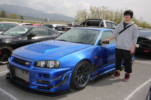 1000馬力級の日産R34「GT-R」は友人にチューニングはお任せ…スバル「インプレッサWRX」から乗り換えたオーナーはストリート派でした