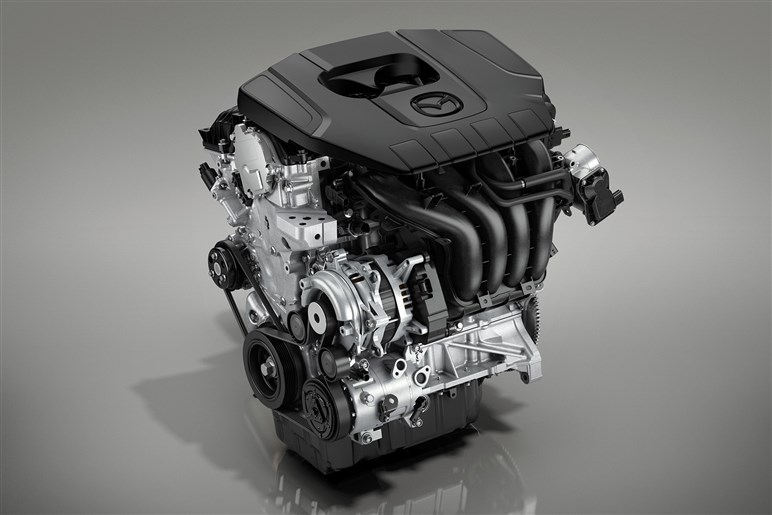 【これは売れそう】新型「CX-5」世界初公開。上位モデルを凌ぐデザインの完成度や先進装備で“ヒット作”の予感
