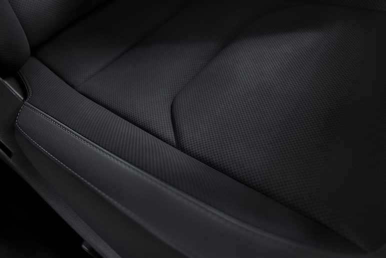 【これは売れそう】新型「CX-5」世界初公開。上位モデルを凌ぐデザインの完成度や先進装備で“ヒット作”の予感