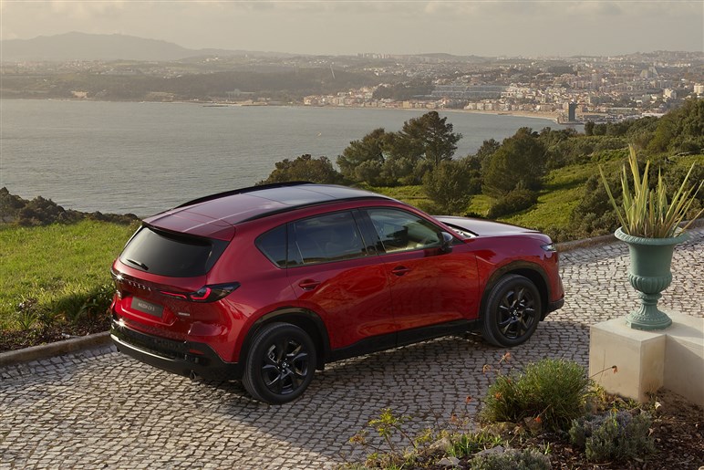 【これは売れそう】新型「CX-5」世界初公開。上位モデルを凌ぐデザインの完成度や先進装備で“ヒット作”の予感