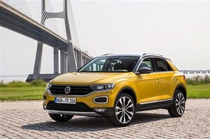 VWのニューカマーCUV、T-Rocに早くも試乗。本国では約270万円から