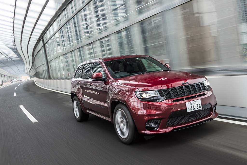 国内試乗】「ジープ・グランドチェロキーSRT8」アメリカンプレミアムの