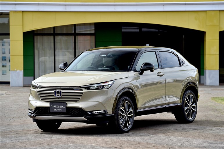 新型ホンダ ヴェゼル 発売 見た目のイメチェンだけでなく中身も大幅変更 Carview 自動車情報サイト 新車 中古車 Carview