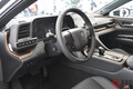 トヨタが新型「クラウンセダン」の右ハン仕様を世界初公開！ 23年秋発売！ ブラックメタリックがカッコいい！ なぜお披露目された？