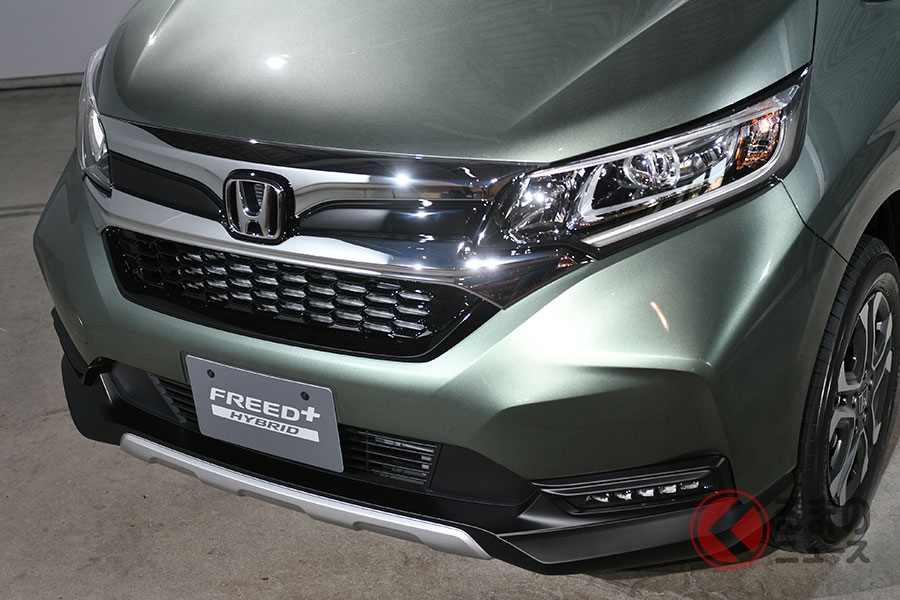 ホンダ新型 フリード をスポーティにカスタム 便利グッズや車中泊アイテムなど設定 くるまのニュース 自動車情報サイト 新車 中古車 Carview