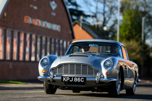 900ポンドの「DB5」が100万ポンドの至宝へ──アストン・マーティン・ワークスによる「50年越しの奇跡」