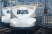 なぜ？ 東海道・山陽新幹線「のぞみ」の自由席が1両減って2両に 指定席が増やされた背景には何がある？