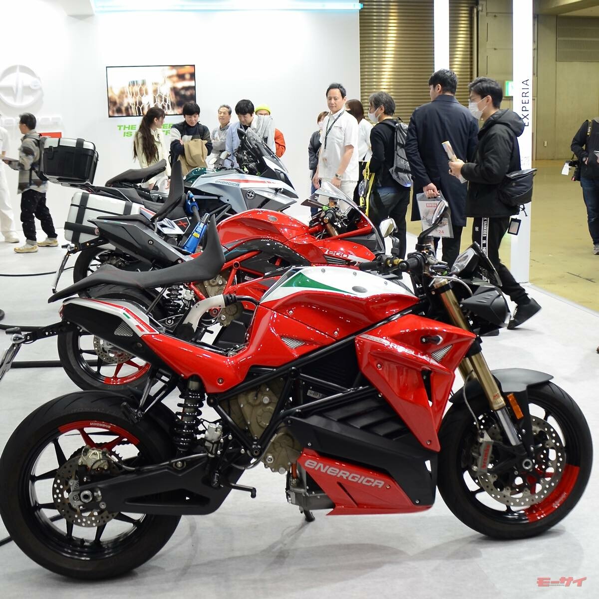 高性能電動バイク「エネルジカ」は、軽二輪＝250ccクラスなのに大型自動二輪免許が必要!?