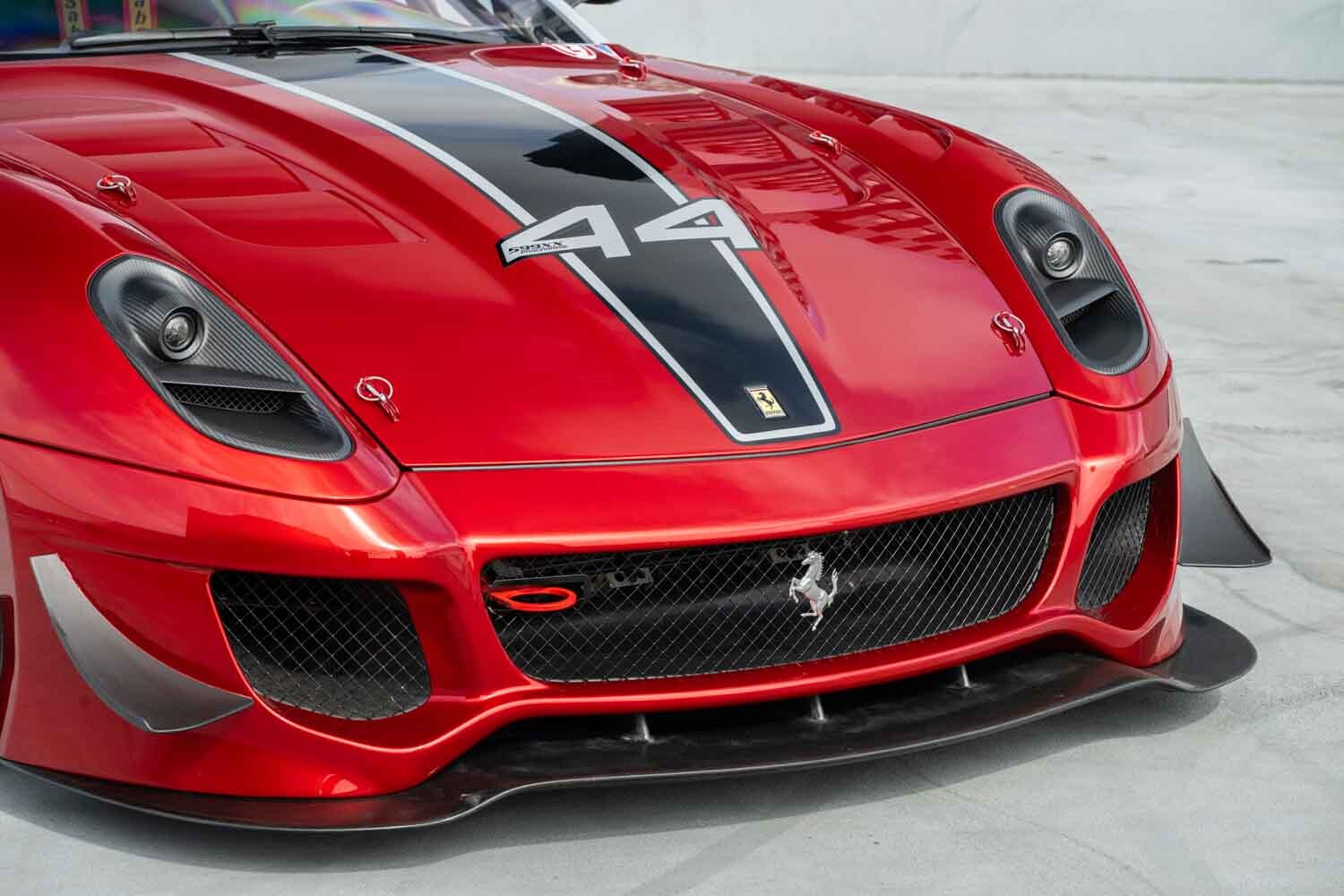公道も走れずレースにも参加できないフェラーリ「599XX EVO」！それでも599XXシリーズは約4.8億円と超高値で落札