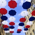 DSストア東京を“シェルブールの雨傘”がジャック！ ひと月限定でフレンチ高級傘メゾンとコラボ