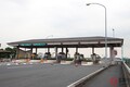 埼玉の「お金取る橋」無料化へ！ 自転車も「20円かかる」けど国道4号～国道17号を“直結”でめちゃ便利！ 浦和IC～浦和駅間の「新見沼大橋有料道路」 開通30年で無料通行に