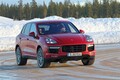 新型カイエン ターボSとGTSにスウェーデンで試乗