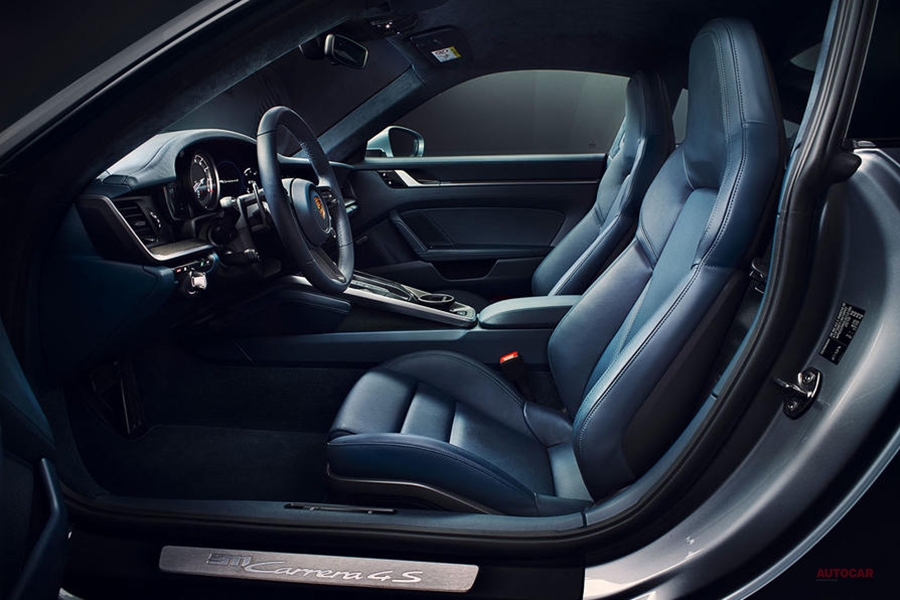 新型ポルシェ911 992型 カレラ4sは450psへ 内装 英国価格 画像16枚 Laショー Autocar Japan 自動車情報サイト 新車 中古車 Carview