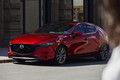 【ロサンゼルスショー2018】マツダ、魂動デザイン採用の新型「Mazda3」を世界初公開
