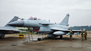 「フランス機を撃墜した中国戦闘機」次に狙うのは米国製F-16の後釜か？ お膝元のパリでPR！