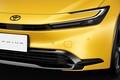 見た目も中身もまるで“スポーツカー”!? トヨタ「プリウス」のPHEVモデルに精悍な特別仕様車「G“ナイトシェード”」登場 一部改良で装備も強化