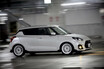 ゆっくり曲がってるのに「キュルキュル」音！　駐車場でタイヤが鳴くけどこれって大丈夫？