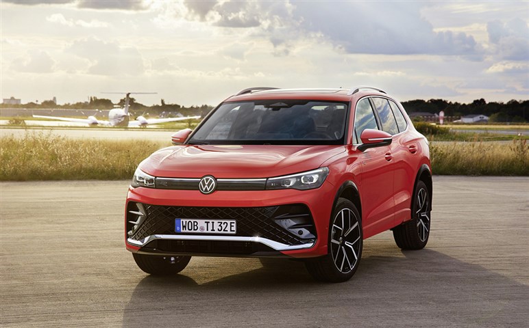 先進装備満載の次期「ティグアン」は買い？ 人気のハリアーやエクストレイルとコスパや装備を比較した！