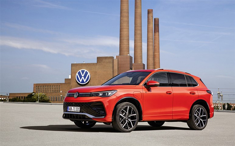 先進装備満載の次期「ティグアン」は買い？ 人気のハリアーやエクストレイルとコスパや装備を比較した！