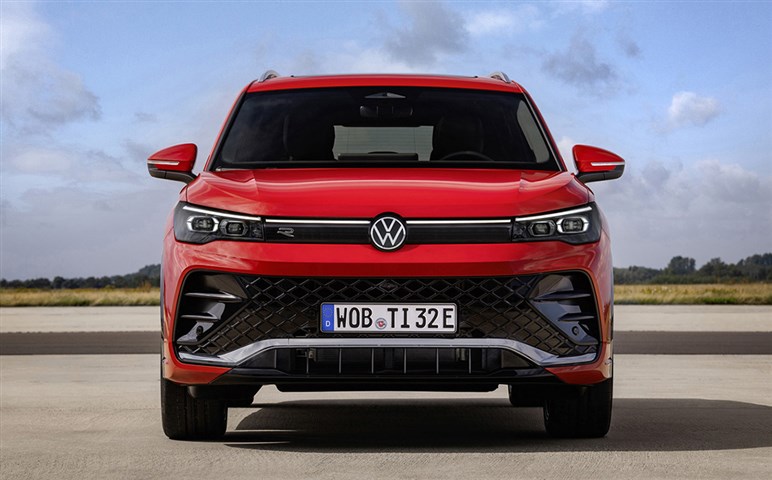 先進装備満載の次期「ティグアン」は買い？ 人気のハリアーやエクストレイルとコスパや装備を比較した！