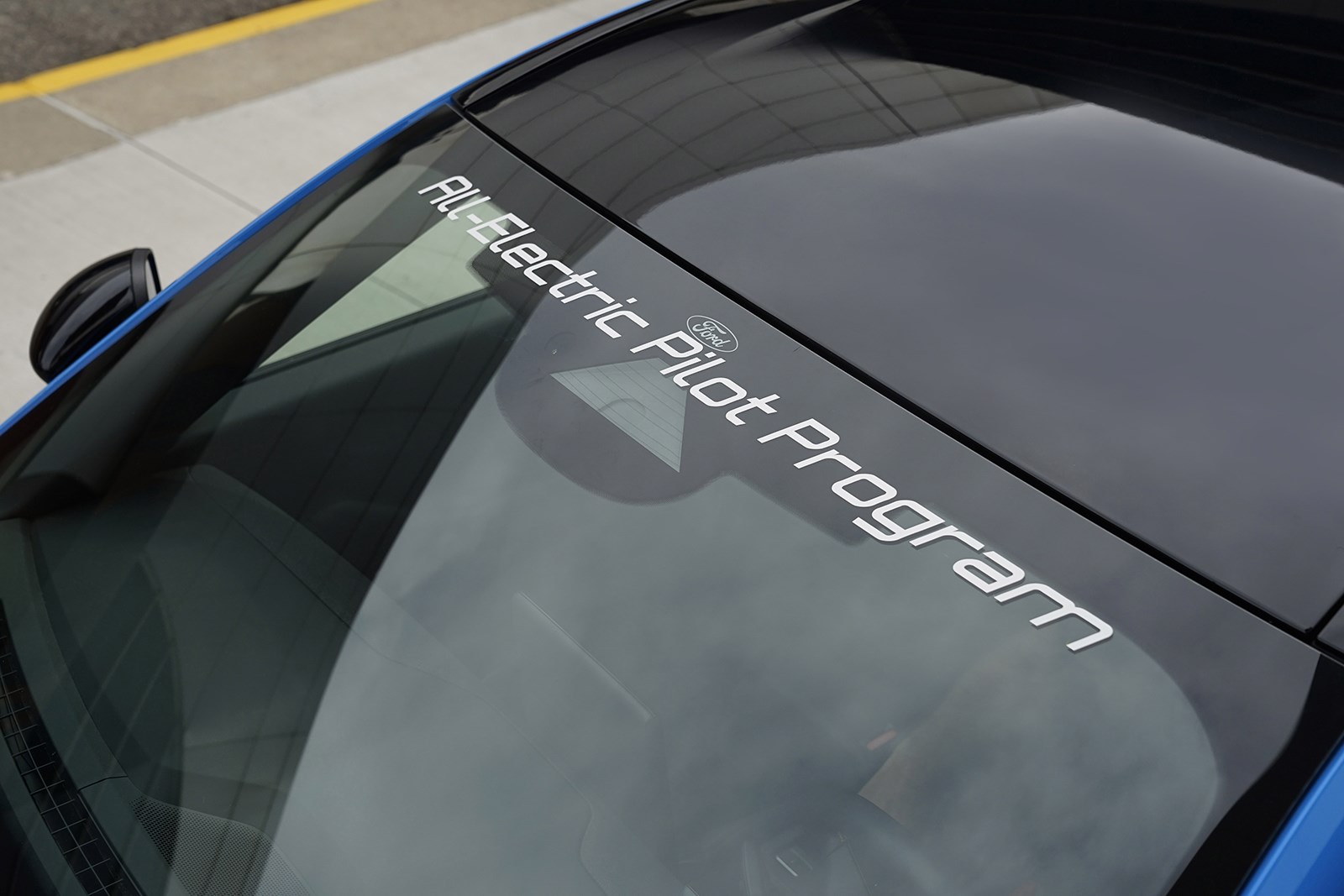 0 100km H加速ほぼ4秒 反則レベルの加速で追いかけてくるマスタングのevパトカーが採用されそう Carview 自動車情報サイト 新車 中古車 Carview