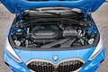 FFレイアウト採用の新型BMW 1シリーズはAクラスやマツダ3と比べて明快なスポーティさが光る