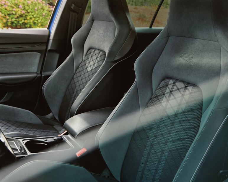 お得！ VW「ゴルフ／ゴルフヴァリアント」に70周年を記念した特別仕様車が登場