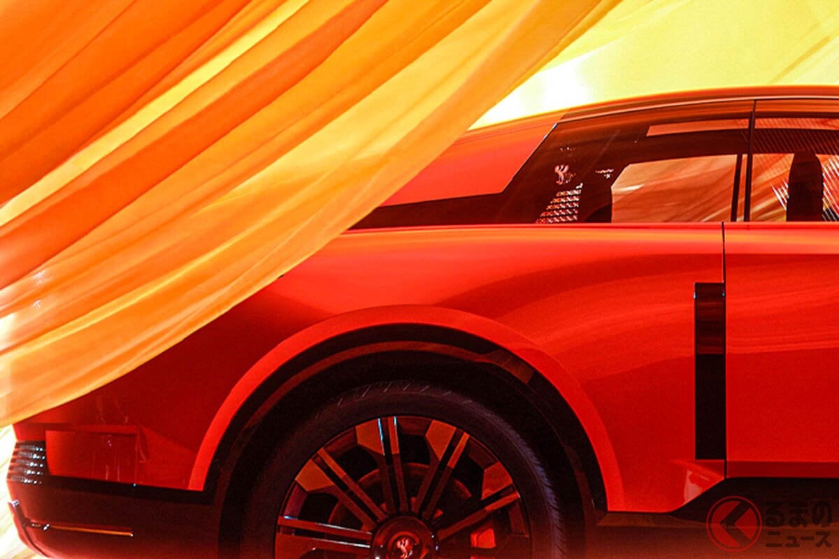 トヨタ新「センチュリー“クーペ”」初公開！ 便利な「スライドドア」採用！ エンジンはV8？ 駆動方式はFR？ 新型スーパーカーと共通も期待の新モデルどんなクルマに？