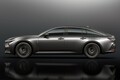 トヨタ クラウンの誕生70周年を記念して、2つの特別仕様車をセダンに設定