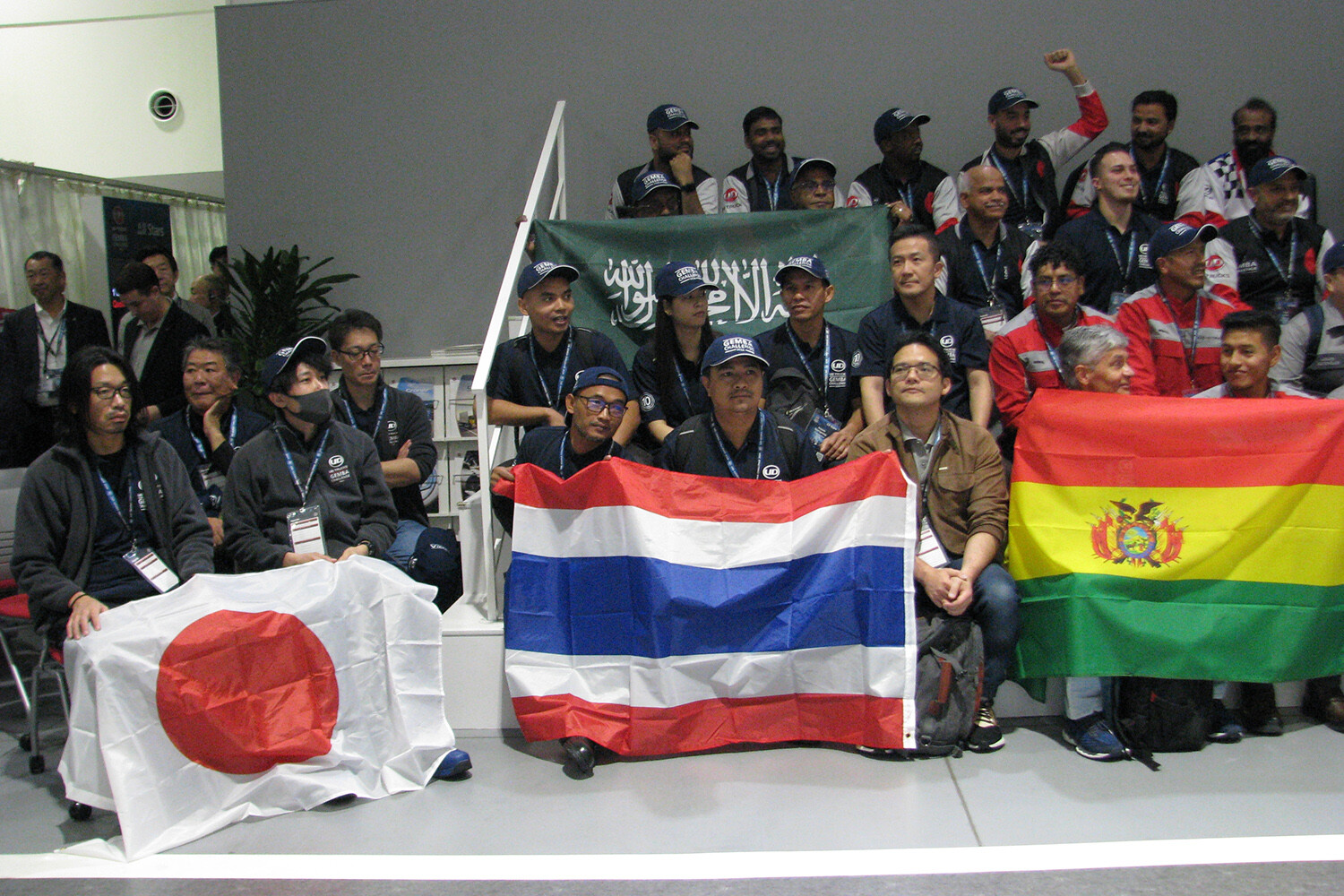 40カ国2732名のUDトラックス「ディーラーマン」が上尾に集結！　トラック整備の腕で勝負する超ガチンコ競技が開催された