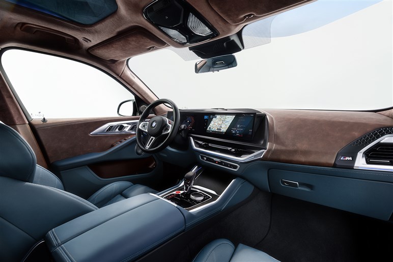 BMWの“電動ハイパワーSUV”がスゴイ！ 27年登場の新型「iX7」は1000psに迫るアルピナ仕様も計画中
