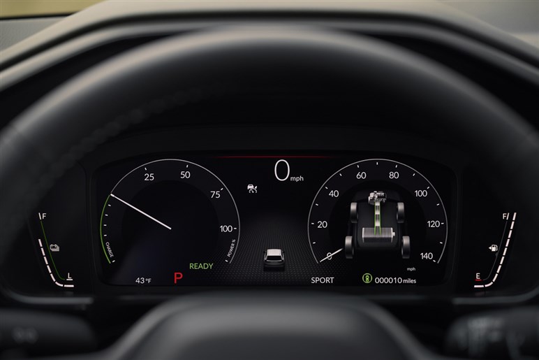 「CR-V」にハイブリッドが出るってマジ？ “悲運のベストセラーSUV”が日本で二転三転する理由は、ホンダの“企業気質”にあった