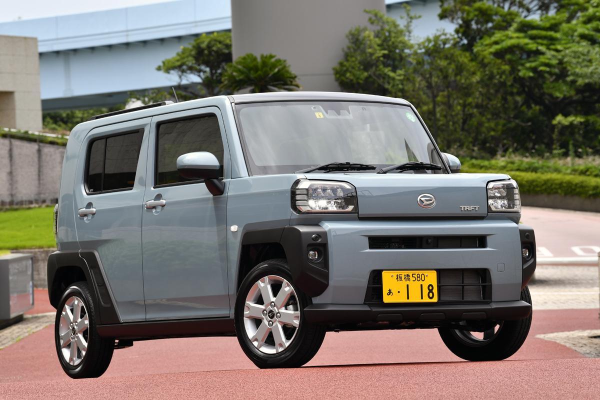 女性ならクルマもファッションの一部と捉えるべし 7つの服の系統別オススメの小型国産車14台 Web Cartop 自動車情報サイト 新車 中古車 Carview