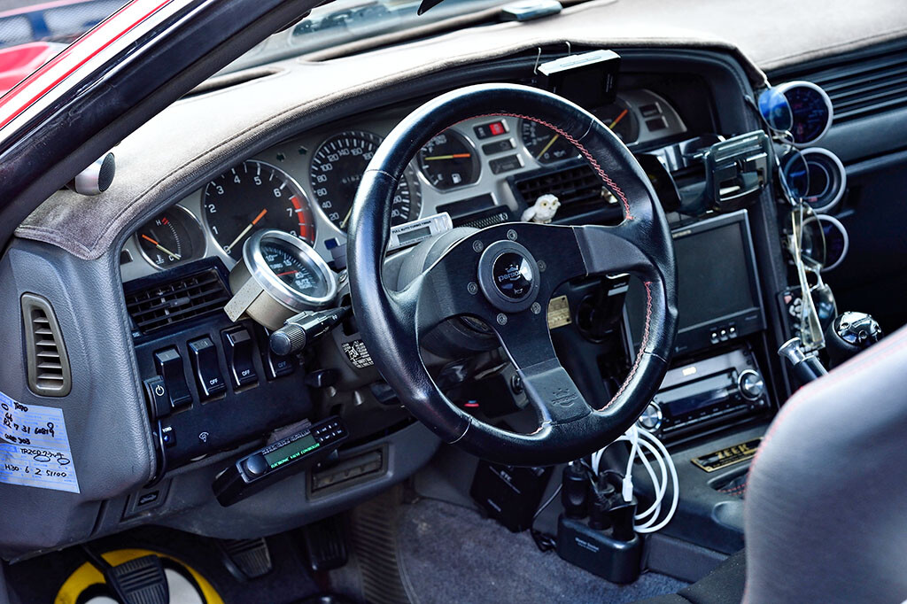 MA70 スープラ ターボMOMOステアリング